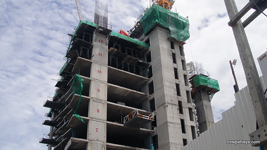 Wong Amat Tower Construction 04